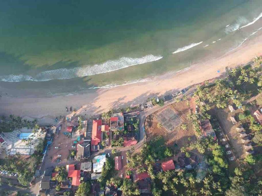 Valerys Nest Bogmalo - Private Villa Near The Beach And Dabolim Airport Exterior photo
